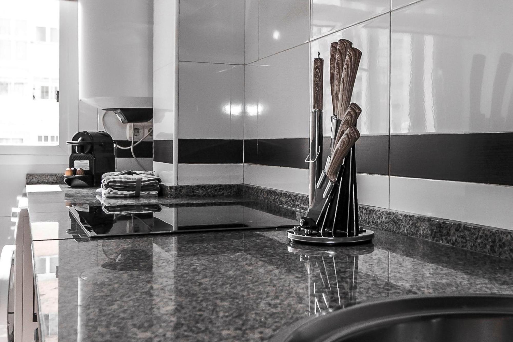 Ave Huelin 3Rooms Alojamiento Con Parking Y Ac Málaga Dış mekan fotoğraf